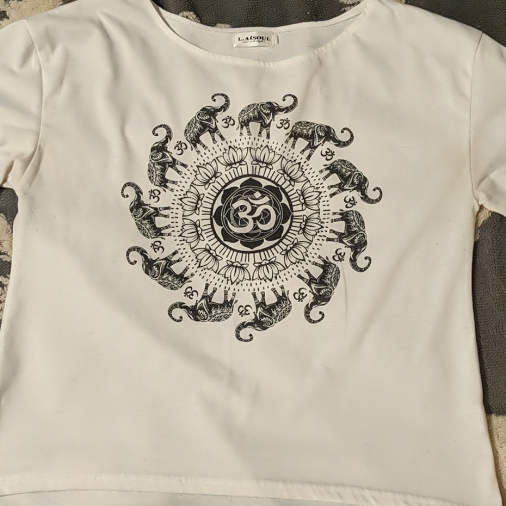 LA Soul yoga tee